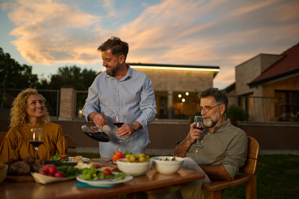 A Food Lover’s Guide to the Flavorful Heart of Eden Acres: Where to Eat, Sip, and Savor in This Charming Neighborhood